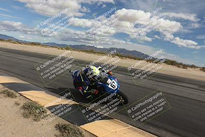 media/Nov-16-2025-Race Pace (Sun) [[8c5fa54630]]/Verified Riders/6-Turn 10 Inside (1145am)/